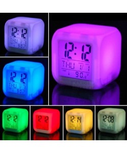 Renk Değiştiren Küp Saat