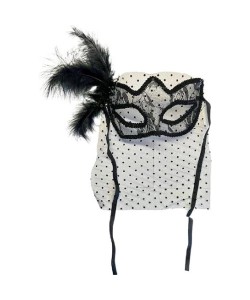 Siyah Puantiyeli Duvaklı İncili Parti Maskesi Siyah Puantiyeli Duvaklı İncili Parti Maskesi