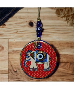 Kırmızı Bereket Getiren Filli Nazar Boncuklu Duvar Süsü Cam Duvar Dekoru Kırmızı Bereket Getiren Filli Nazar Boncuklu Duvar Süsü Cam Duvar Dekoru