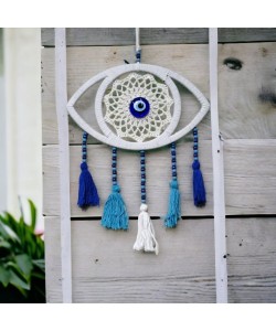 Beyaz Dantelli Ponponlu Nazar Boncuklu Duvar Süsü