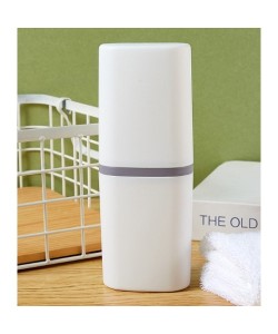 Seyahat Tipi Diş Fırçası ve Macun Saklama Kabı