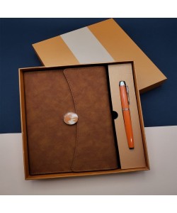 Kutulu Defter Kalem Set Kutulu Defter Kalem Set