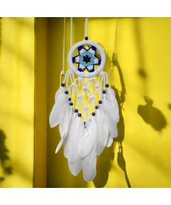 Yıldız Motifli Kuş Tüylü Makrome Duvar Süsü