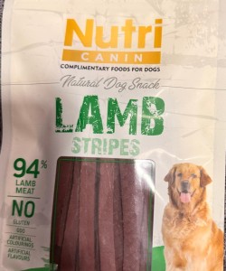 NUTRİ CANIN %94 KUZU ETLİ TAHILSIZ ÇUBUK KÖPEK ÖDÜL MAMASI(80GR)
